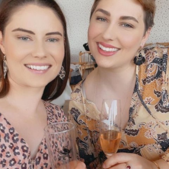 Meet your Posher, Tamara - Picture 1 of 1